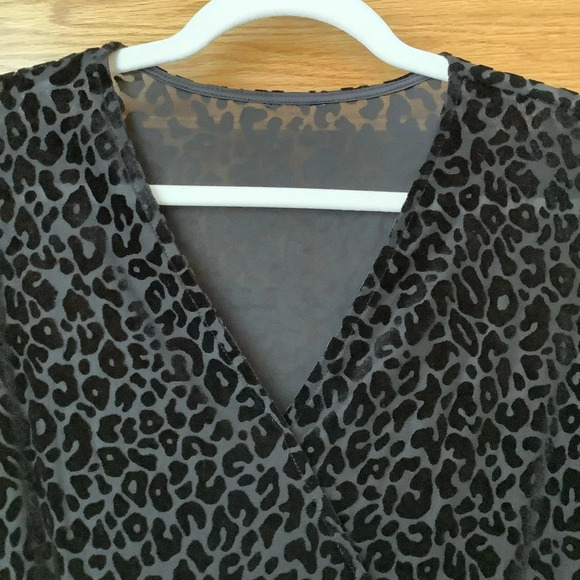 BARDOT Black Velvet Brocade Leopard Bodysuit - Picture 4 of 15